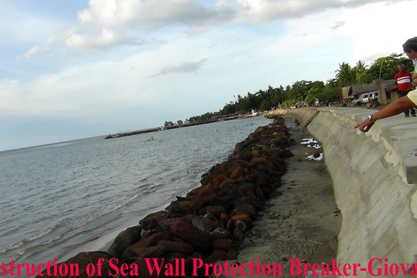 construction-of-sea-wall-protection-breaker-giovanneB0D59BD2-8CBF-8662-D13B-39650E976074.jpg
